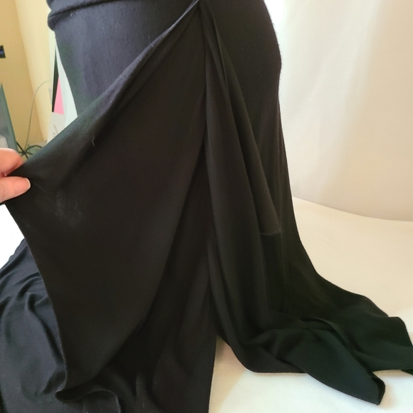 Black Market White House midi Skirt Sexy Size SM -Med w side slit flows Rayon - Picture 3 of 4